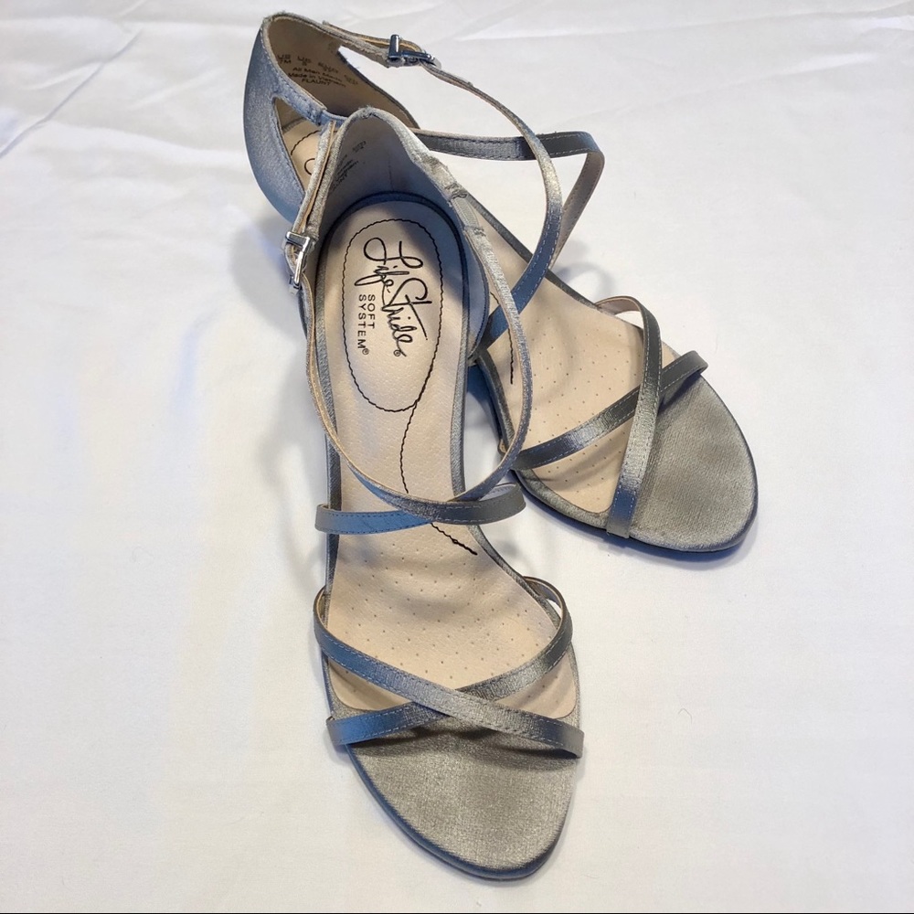 Life Stride Low Comfy Heels